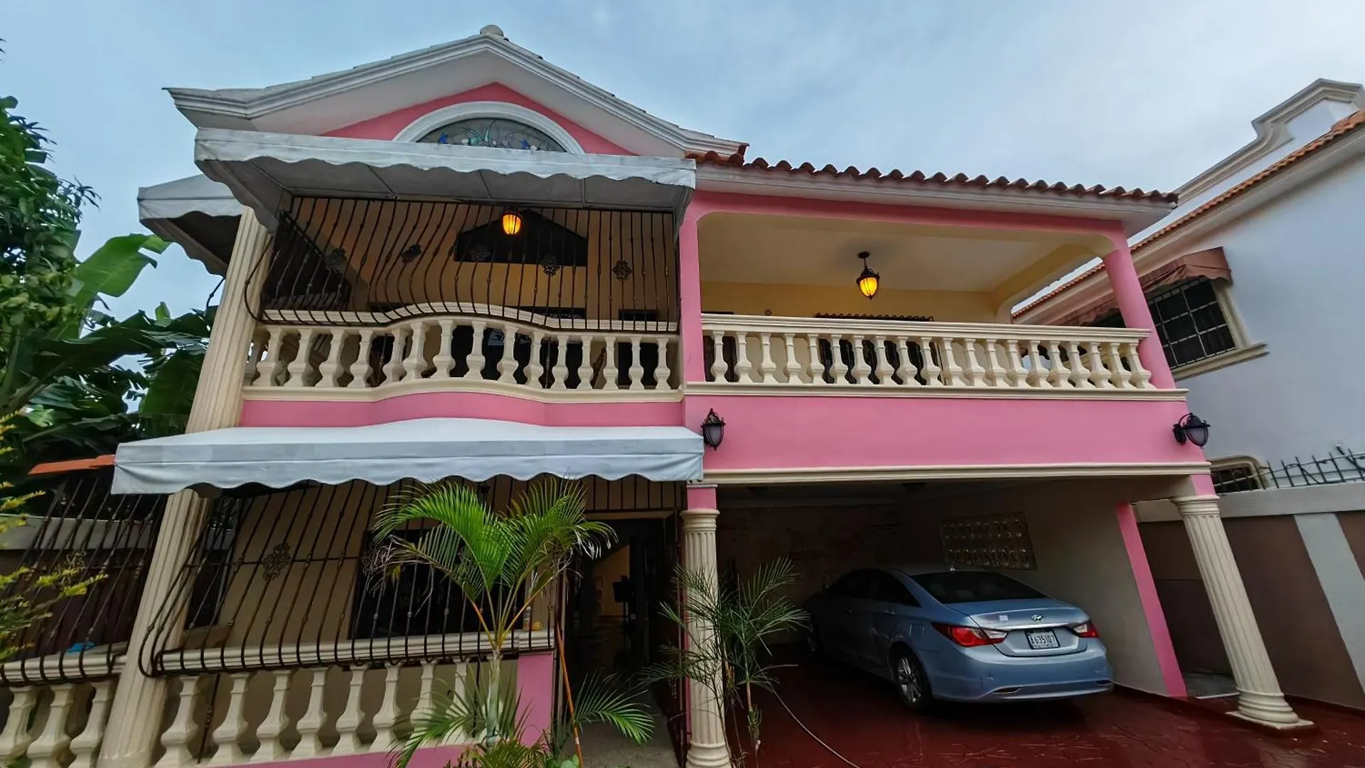 Homestay Habitacion Cuadruple Casa Grande Corales Del Sur La Viva